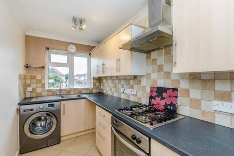 3 bedroom flat to rent, Exeter Road, HA2, Harrow, HA2