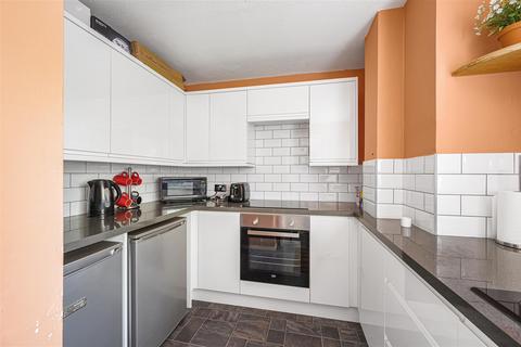 2 bedroom apartment for sale, Balcombe Road, Peacehaven
