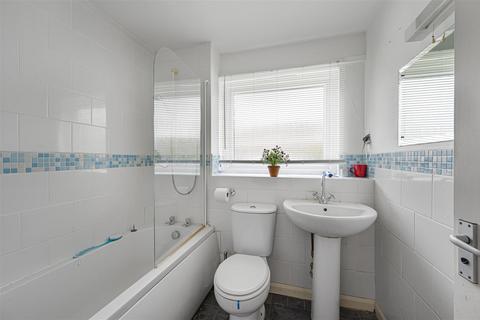 2 bedroom apartment for sale, Balcombe Road, Peacehaven