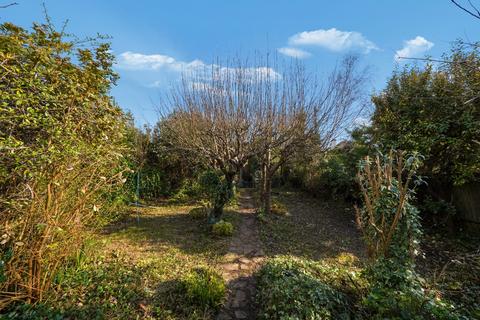 3 bedroom detached bungalow for sale, Pinner, Greater London HA5