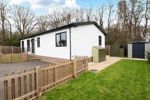 2 bedroom park home for sale, Ravenswing Park, Reading RG7
