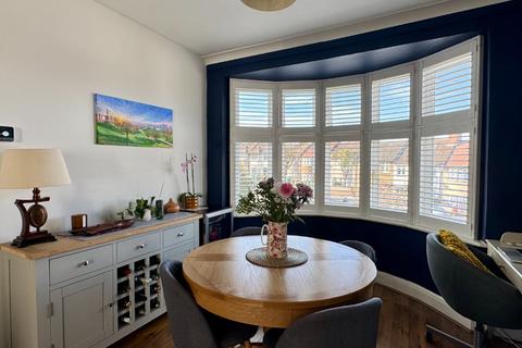 3 bedroom terraced house for sale, Moordown, Shooters Hill, London, SE18 3LY