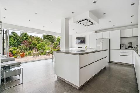 undefined, Hill Rise, Rickmansworth, WD3
