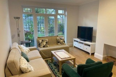undefined, Foxgrove Road, Beckenham BR3