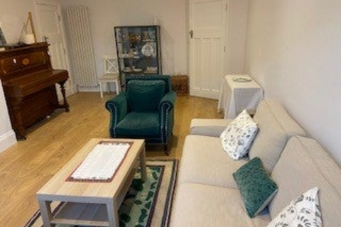 undefined, Foxgrove Road, Beckenham BR3