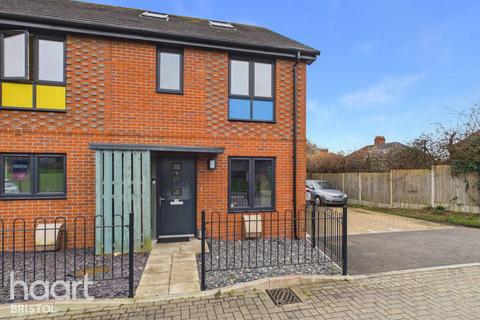 3 bedroom end of terrace house for sale, Paignton Square, Bristol