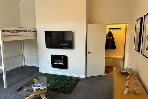 1 bedroom flat for sale, Manchester Road, Chorlton Cum Hardy, M21