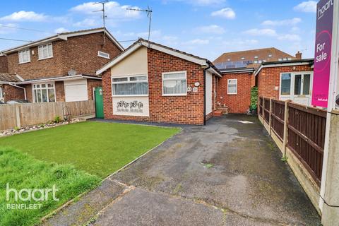 2 bedroom bungalow for sale, Strasbourg Road, Canvey Island