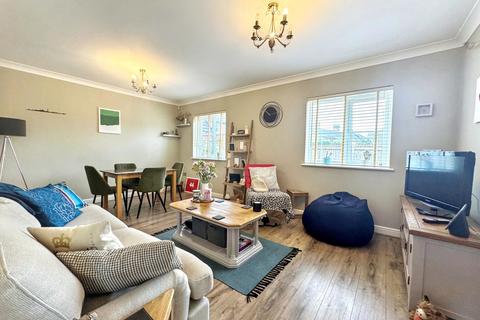 3 bedroom detached house for sale, Avonside Court, Ringwood