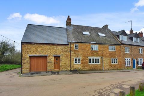 undefined, Silver Street, Banbury OX17