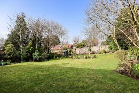 4 bedroom detached house for sale, Oldbury Fields, Calne SN11