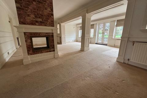 undefined, Roe Green Close, HATFIELD