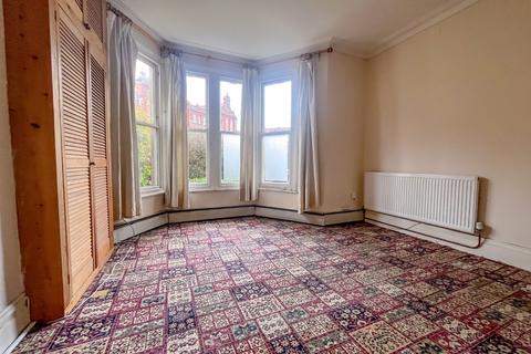 2 bedroom apartment for sale, Falkland Road, Montpellier, Bristol, BS6