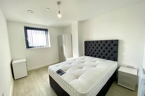 2 bedroom apartment to rent, Northill Apartments, Salford, M50