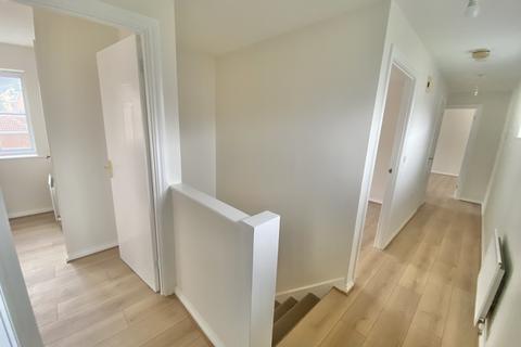 undefined, Santiago Way, Grays, RM16