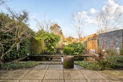 4 bedroom detached house for sale, Bennetts Avenue, Croydon, CR0