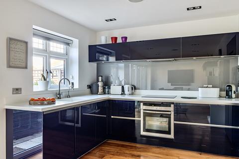 4 bedroom detached house for sale, Bennetts Avenue, Croydon, CR0