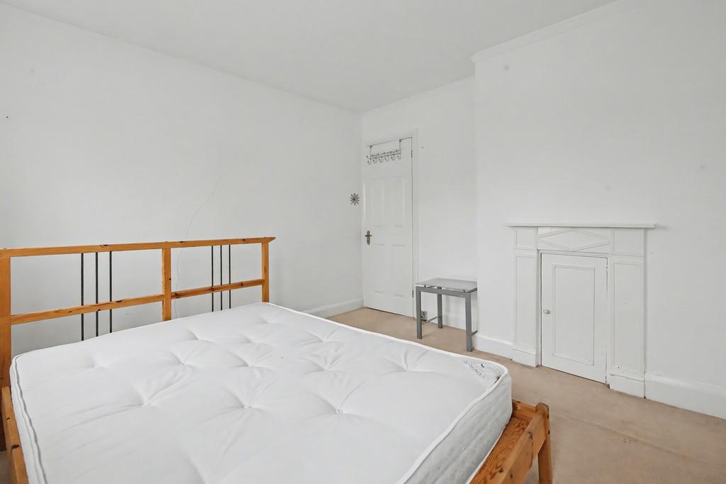 Bedroom 1 - Angle 2