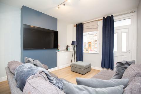 3 bedroom terraced house for sale, Stratton Street, Atherstone