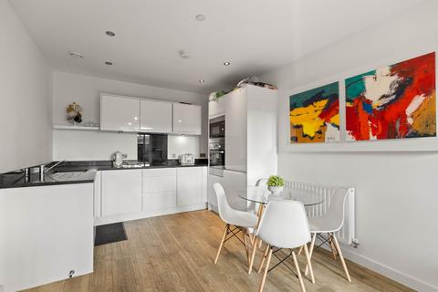 2 bedroom apartment to rent, Woodley Crescent, Coleby House, NW2