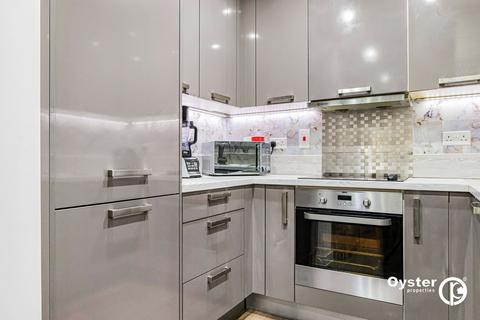 2 bedroom flat for sale, Brannigan Way, Aldenham Court, HA8