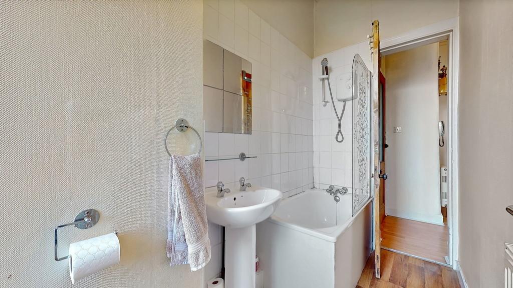 30-web-or-mls-6 Kirkwell Road Flat 3.3 29