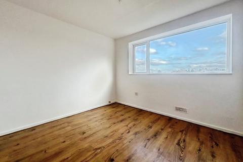 undefined, Griffin Close, Shepshed LE12