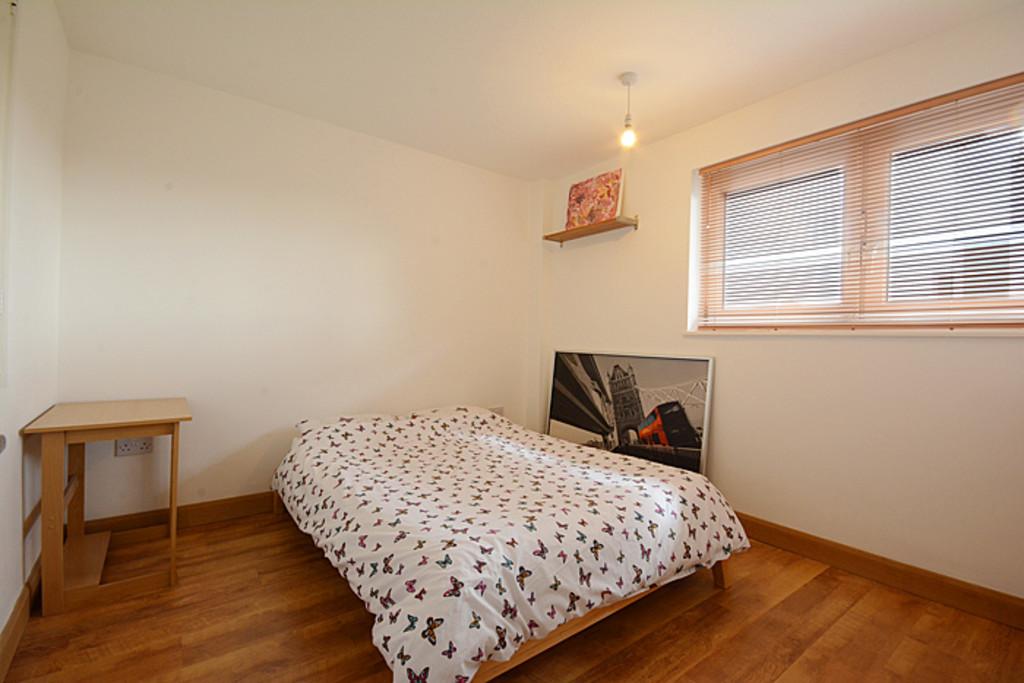 9 Tomson House, Riley Road 6372 web