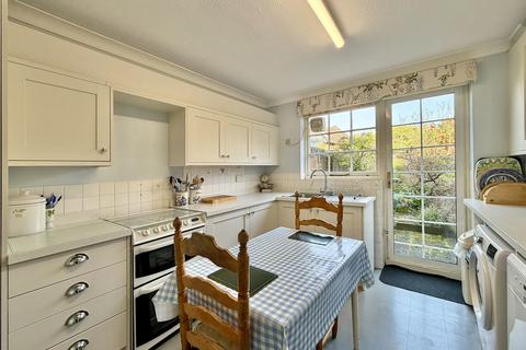 undefined, Courtenay Place, Hampshire SO41
