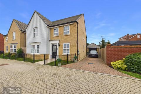4 bedroom detached house for sale, Manor Way, North Fambridge,