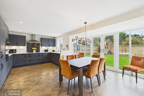 4 bedroom detached house for sale, Manor Way, North Fambridge,