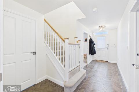 4 bedroom detached house for sale, Manor Way, North Fambridge,