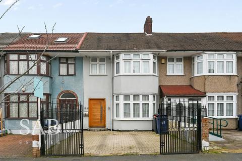 Towers Road, Southall, UB1