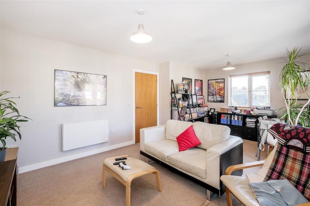 8 Alveston square-7.jpg