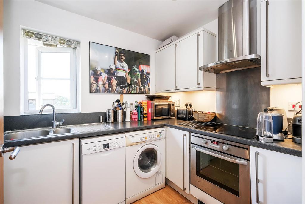 8 Alveston square-2.jpg