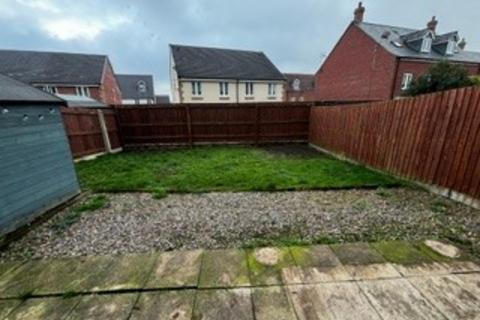 undefined, Well Gardens, LEOMINSTER