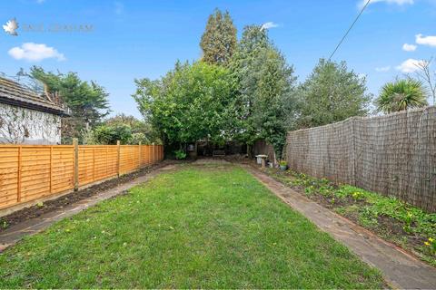 4 bedroom detached house for sale, Marchmont Road, South Wallington