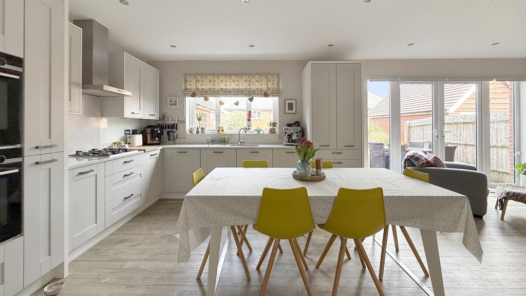 Kitchen/family room