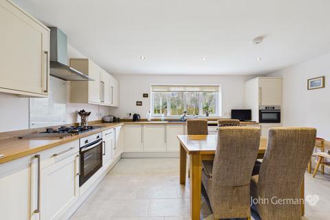 undefined, Mayflower Walk, Markfield