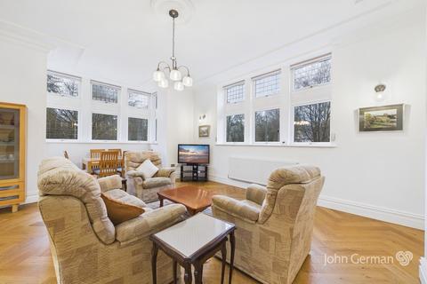 2 bedroom ground floor flat for sale, Station Road, Ashbourne