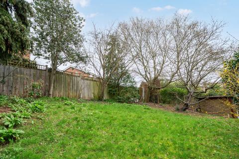 4 bedroom detached house for sale, Chaucer Avenue, Weybridge, KT13