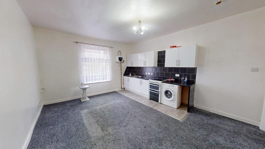 271-Bradford-Road-03092026 130811
