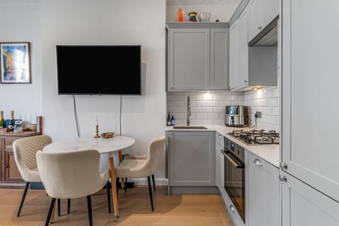 2 bedroom flat for sale, Maygrove Road, West Hampstead, London, NW6