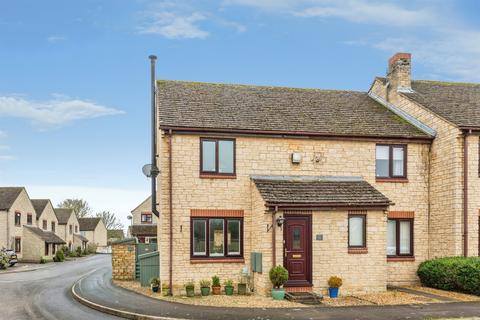 Chestnut Close, Brize Norton, CARTERTON