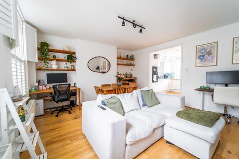 2 bedroom apartment for sale, Barnsbury Road, Barnsbury, London, N1