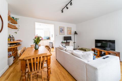 2 bedroom apartment for sale, Barnsbury Road, Barnsbury, London, N1