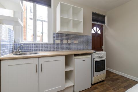undefined, Cathedral Road, Pontcanna