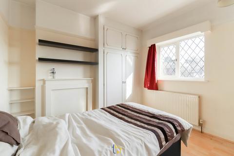 undefined, Henley Road, Leicester