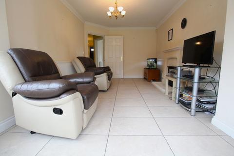5 bedroom detached house for sale, The Glebe, Clapham
