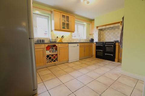 5 bedroom detached house for sale, The Glebe, Clapham